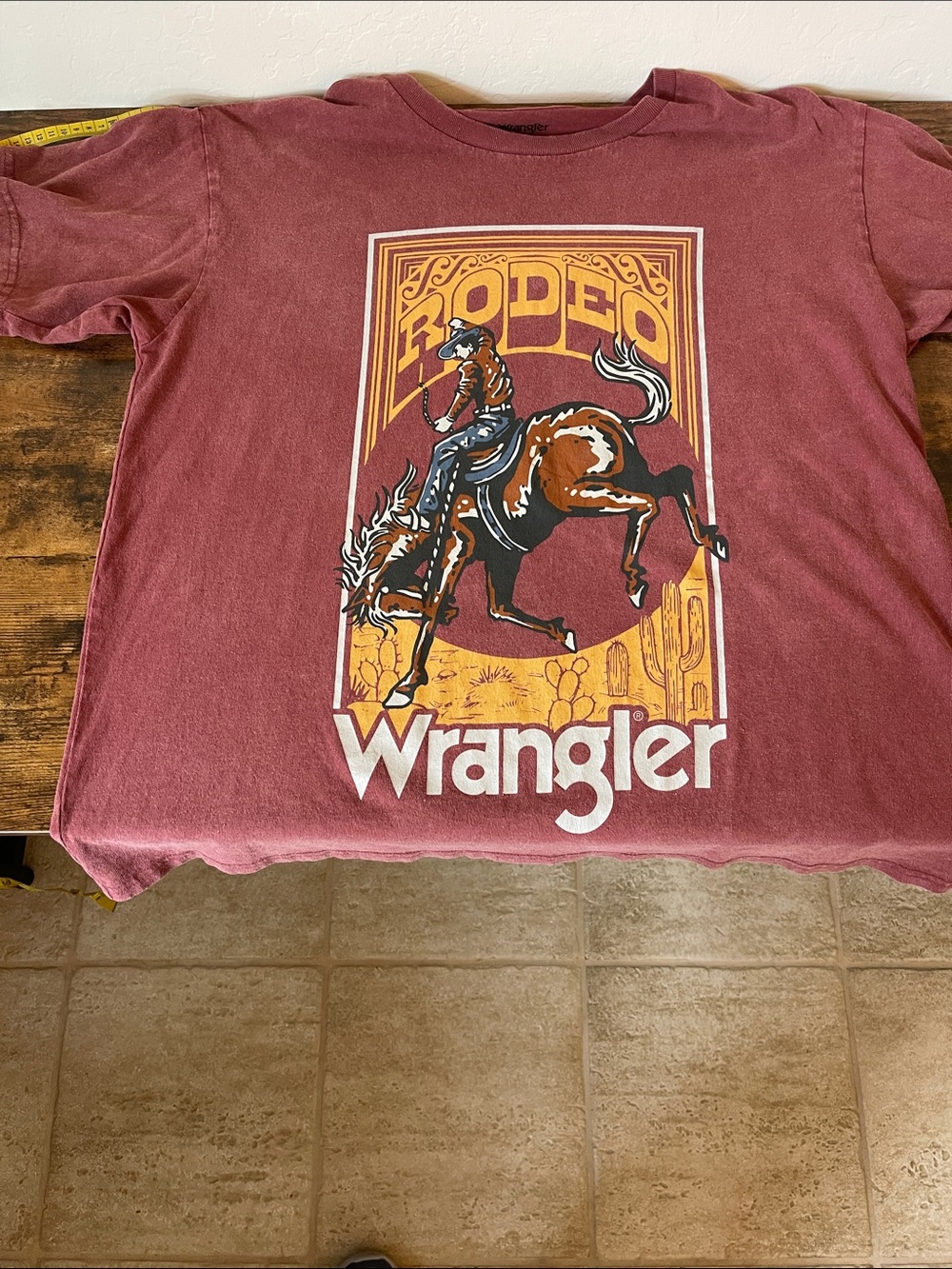 Wrangler Rust Rodeo Graphic Oversized Tee - Picture 8 of 11